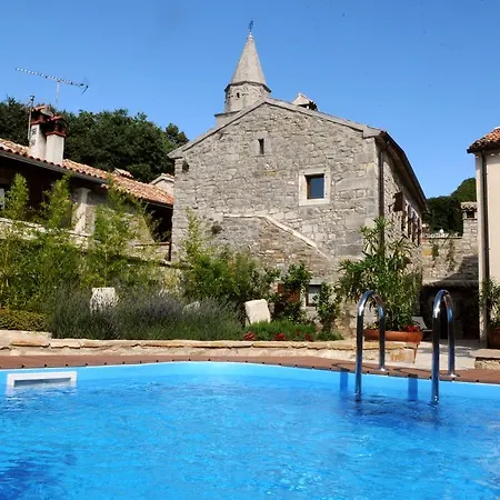 Holiday Homes Poli Svetega Antona Gracisce