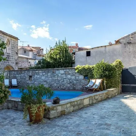 Holiday home Holiday Homes Poli Svetega Antona