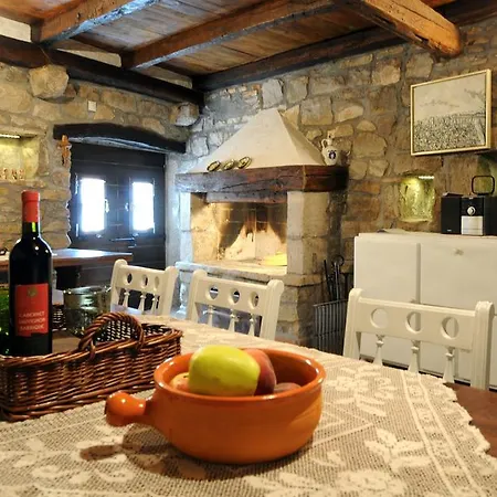 Tatil Evi Homes Poli Svetega Antona Gračišće