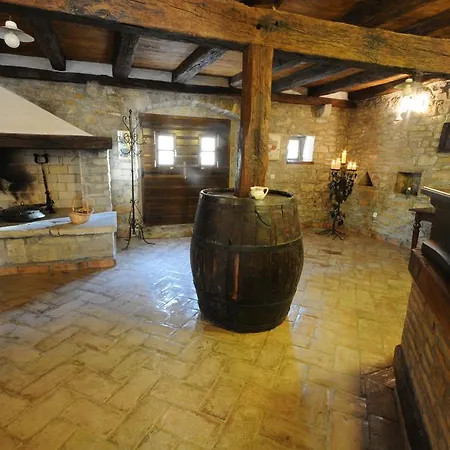 Holiday home Holiday Homes Poli Svetega Antona