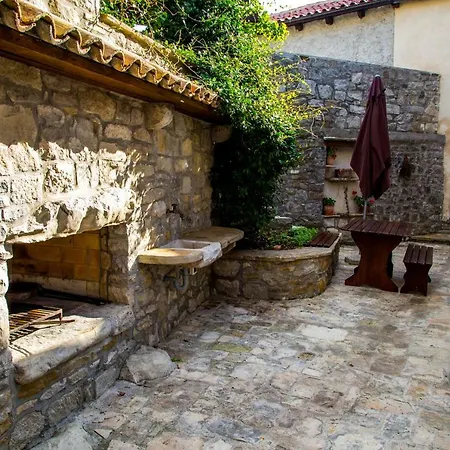 Holiday Homes Poli Svetega Antona