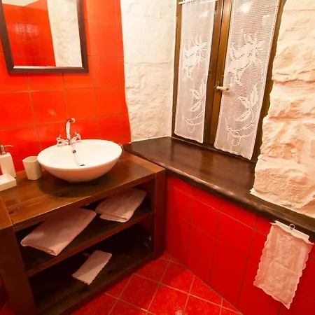 Homes Poli Svetega Antona Feriehus Gračišće